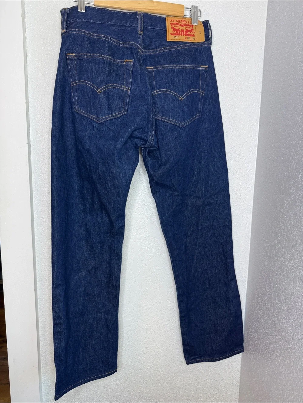 Levi’s 501 Original Fit Jeans W32 L31 Dark Wash Button Fly 100% Cotton Americana